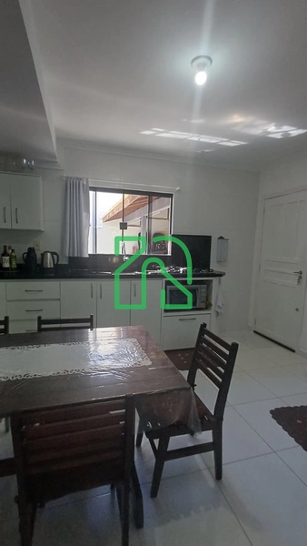 Sobrado com 2 suítes no bairro São Francisco de Assis em Camboriú: 4ª foto da galeria de imagens do imóvel