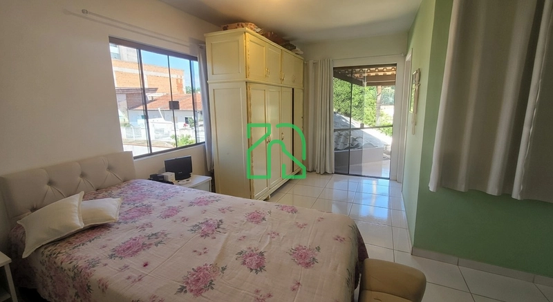 Sobrado com 2 suítes no bairro São Francisco de Assis em Camboriú: 15ª foto da galeria de imagens do imóvel