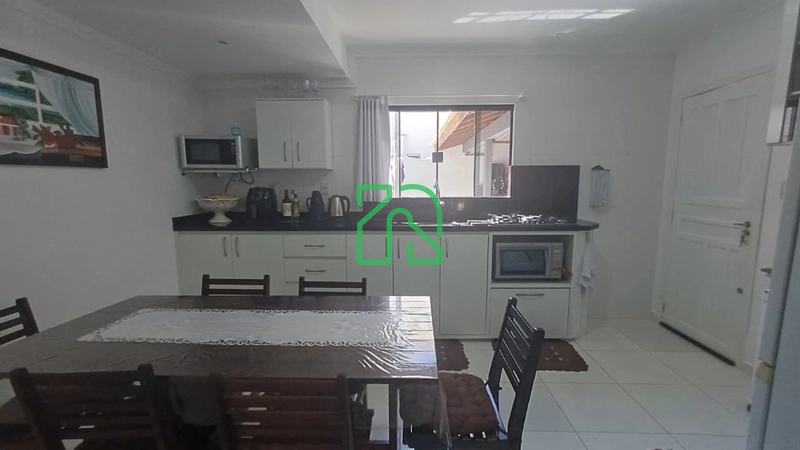 Sobrado com 2 suítes no bairro São Francisco de Assis em Camboriú: 6ª foto da galeria de imagens do imóvel