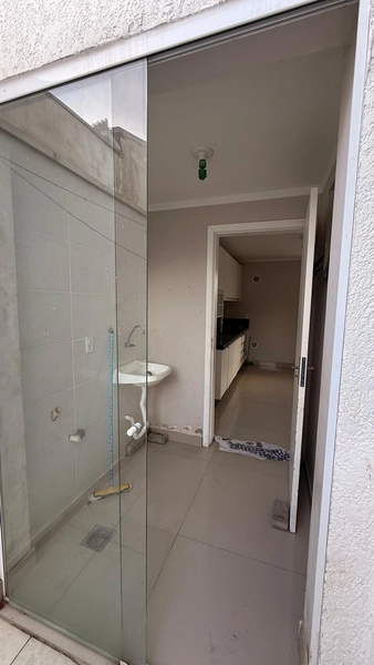 Apartamento semi mobiliado para locação anual no bairro Santa Regina: 8ª foto da galeria de imagens do imóvel