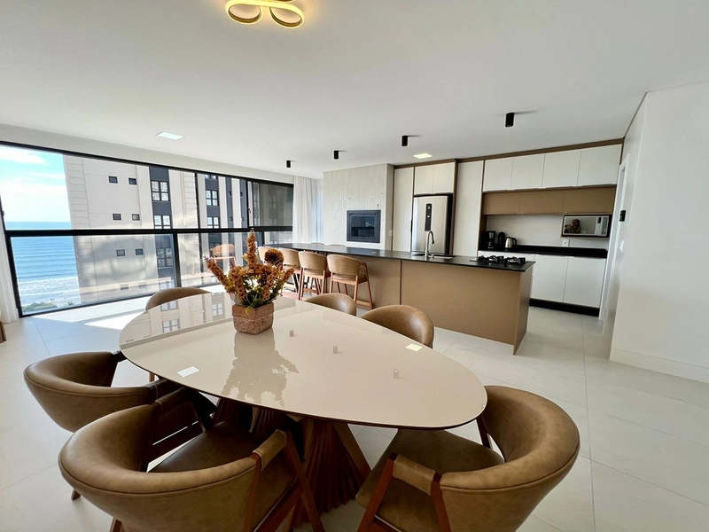 APARTAMENTO MOBILIADO COM VISTA MAR – LOCAÇÃO ITAPEMA : 2ª foto da galeria de imagens do imóvel