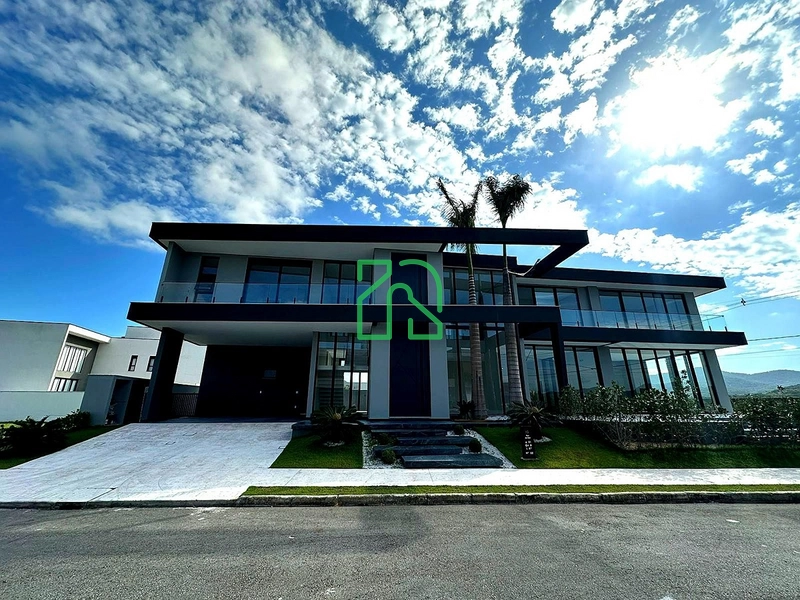 CASA COM 5 SUÍTES NO CONDOMINIO CALEDONIA : 3ª foto da galeria de imagens do imóvel