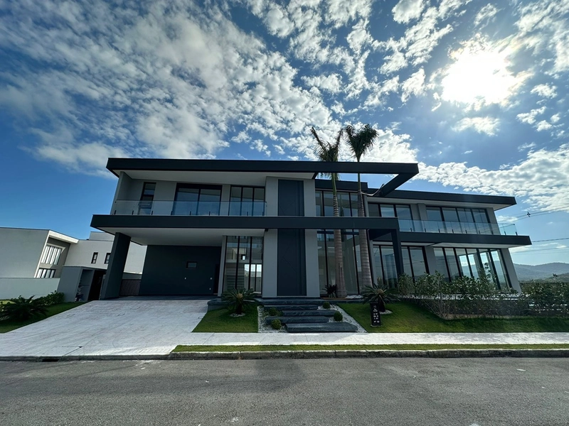 CASA COM 5 SUÍTES NO CONDOMINIO CALEDONIA : 6ª foto da galeria de imagens do imóvel