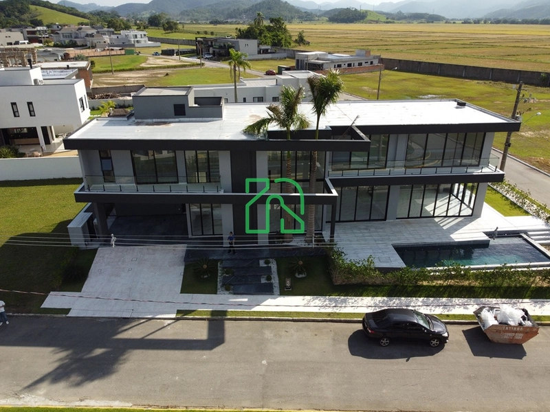 CASA COM 5 SUÍTES NO CONDOMINIO CALEDONIA : 5ª foto da galeria de imagens do imóvel