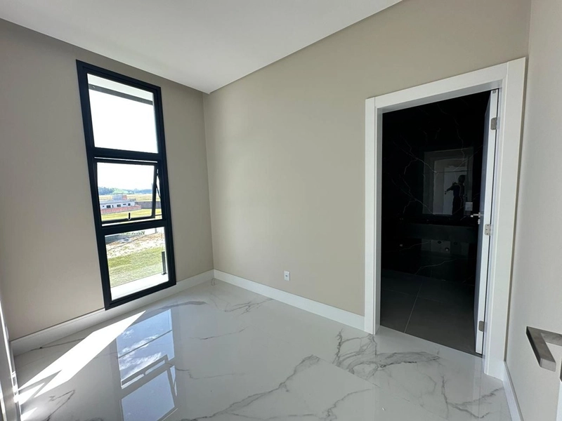 CASA COM 5 SUÍTES NO CONDOMINIO CALEDONIA : 24ª foto da galeria de imagens do imóvel