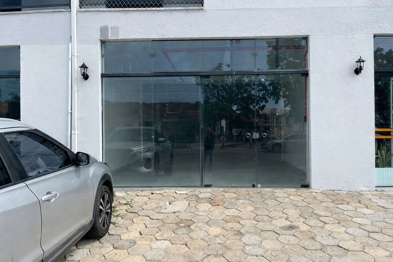 sala comercial de locação de tijucas: 10ª foto da galeria de imagens do imóvel