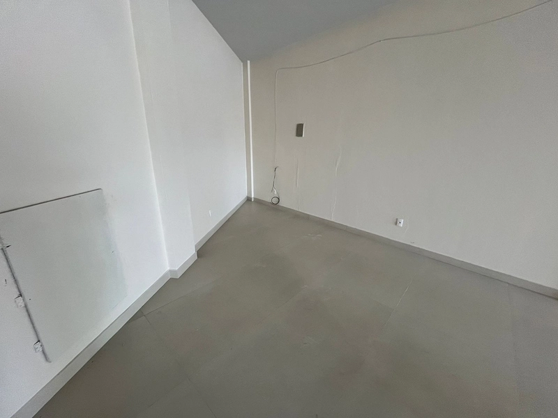 sala comercial de locação de tijucas: 9ª foto da galeria de imagens do imóvel