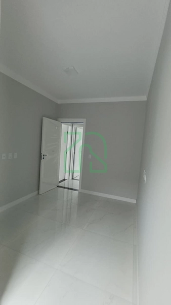 Sobrado com 3 suítes a venda no bairro Rio Pequeno em Camboriú: 14ª foto da galeria de imagens do imóvel