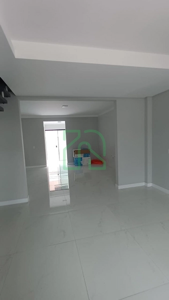 Sobrado com 3 suítes a venda no bairro Rio Pequeno em Camboriú: 15ª foto da galeria de imagens do imóvel