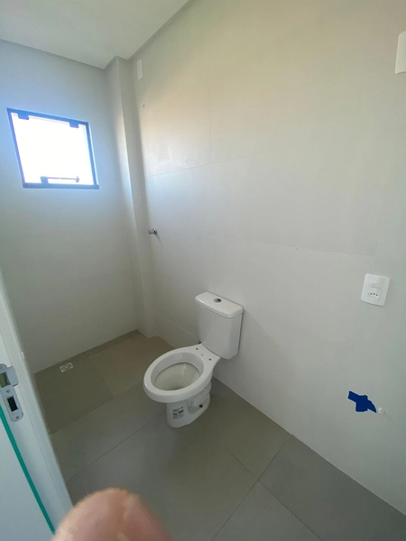 🌊 Apartamento com Vista Mar a 150m da Praia – Residencial Realeza | Tijucas: 18ª foto da galeria de imagens do imóvel