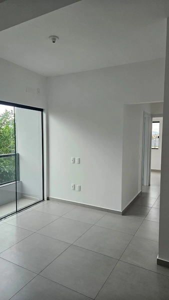 🌊 Apartamento com Vista Mar a 150m da Praia – Residencial Realeza | Tijucas: 4ª foto da galeria de imagens do imóvel