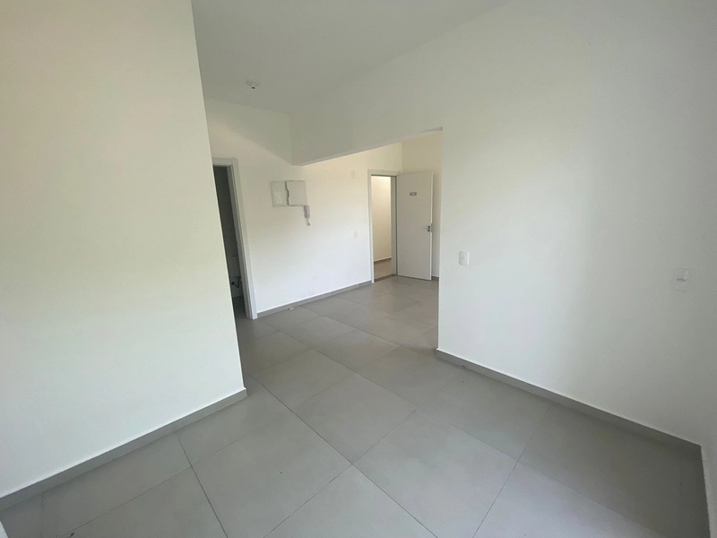 🌊 Apartamento com Vista Mar a 150m da Praia – Residencial Realeza | Tijucas: 4ª foto da galeria de imagens do imóvel