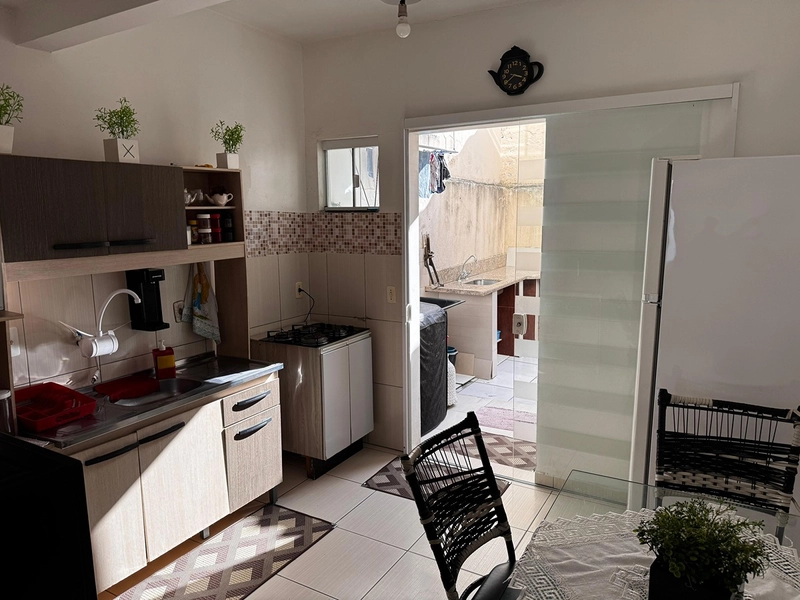 Sobrado à venda em Camboriú – Bairro Cedro: 3ª foto da galeria de imagens do imóvel