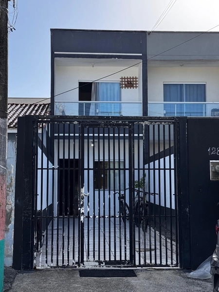 Sobrado à venda em Camboriú – Bairro Cedro: 1ª foto da galeria de imagens do imóvel