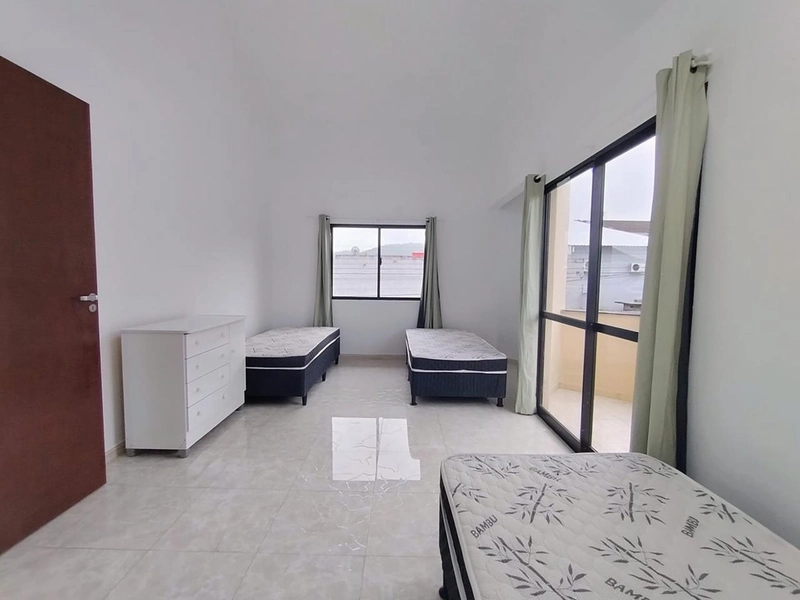 Casa com 9 salas a venda no centro de Balneário Camboriú- SC.: 16ª foto da galeria de imagens do imóvel