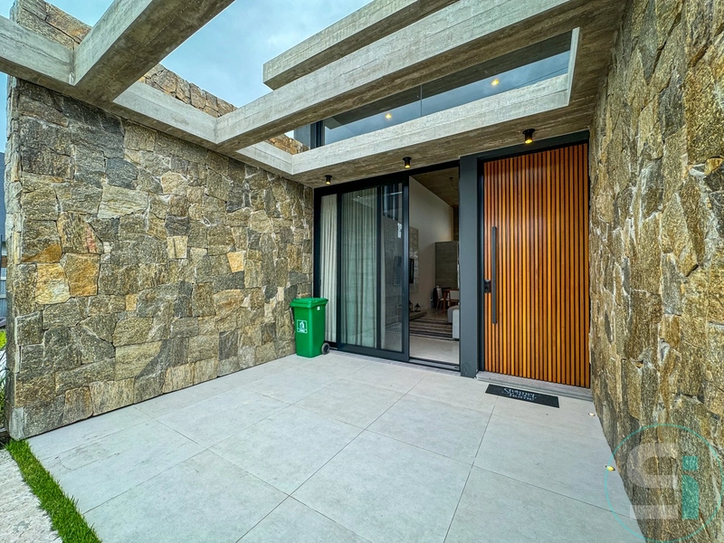 Casa de Alto Padrão com piscina no Condomínio Sunset: 1ª foto da galeria de imagens do imóvel