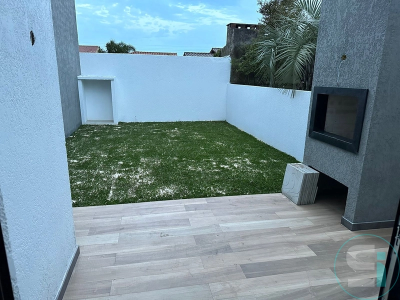 Sobrado moderno no Centro de Xangri-lá: 1ª foto da galeria de imagens do imóvel