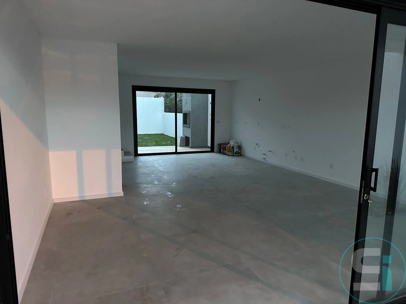 Sobrado moderno no Centro de Xangri-lá: 2ª foto da galeria de imagens do imóvel