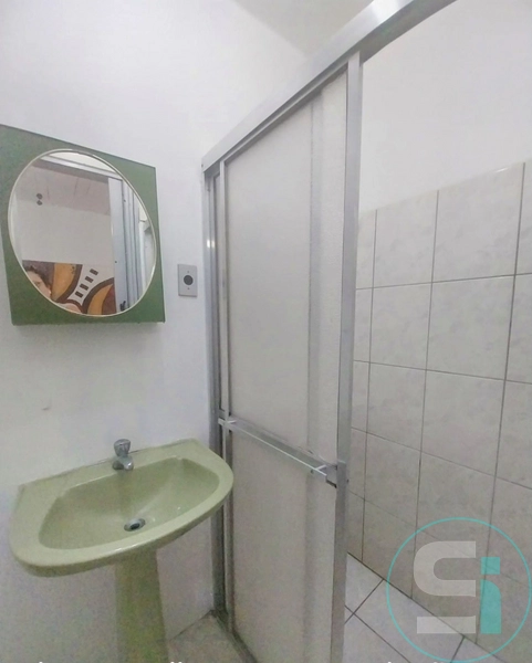 APARTAMENTO MEIA QUADRA DO MAR - CENTRO DE CAPÃO DA CANOA: 16ª foto da galeria de imagens do imóvel