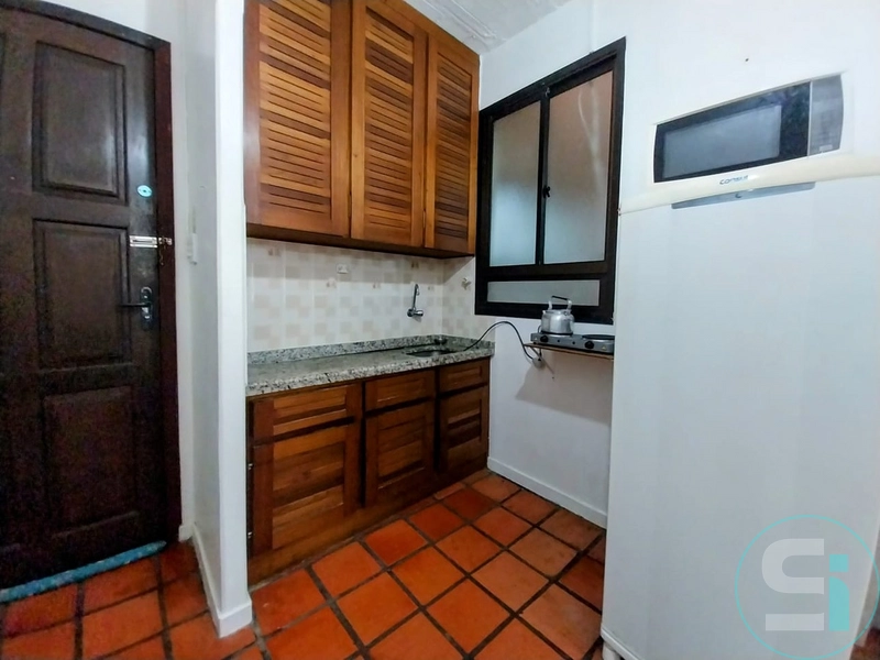 APARTAMENTO MEIA QUADRA DO MAR - CENTRO DE CAPÃO DA CANOA: 6ª foto da galeria de imagens do imóvel