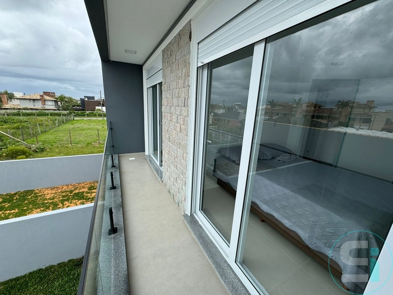 Sobrado semi-mobiliado próximo ao Mar no Centro de Xangri-lá!: 24ª foto da galeria de imagens do imóvel