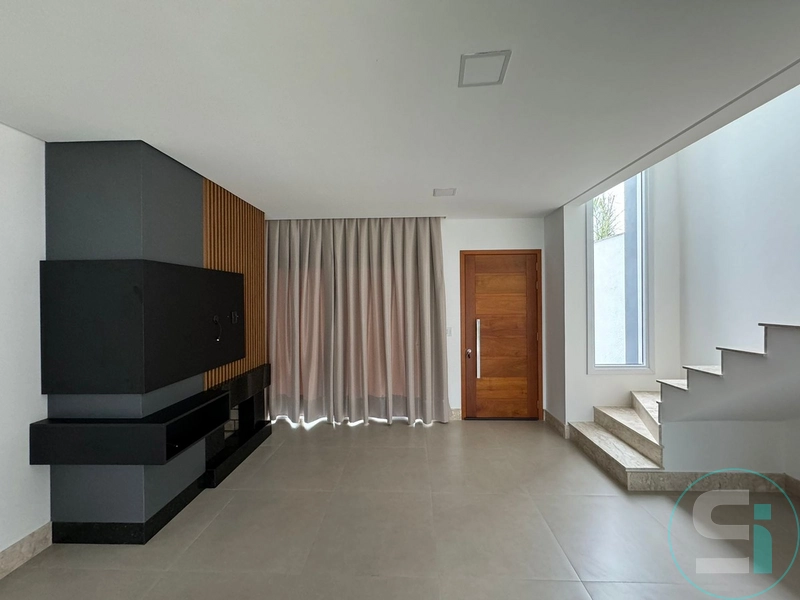 Sobrado semi-mobiliado próximo ao Mar no Centro de Xangri-lá!: 5ª foto da galeria de imagens do imóvel