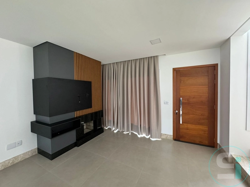 Sobrado semi-mobiliado próximo ao Mar no Centro de Xangri-lá!: 15ª foto da galeria de imagens do imóvel