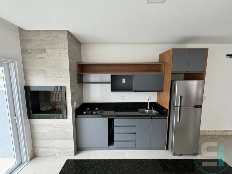 Sobrado semi-mobiliado próximo ao Mar no Centro de Xangri-lá!: 8ª foto da galeria de imagens do imóvel