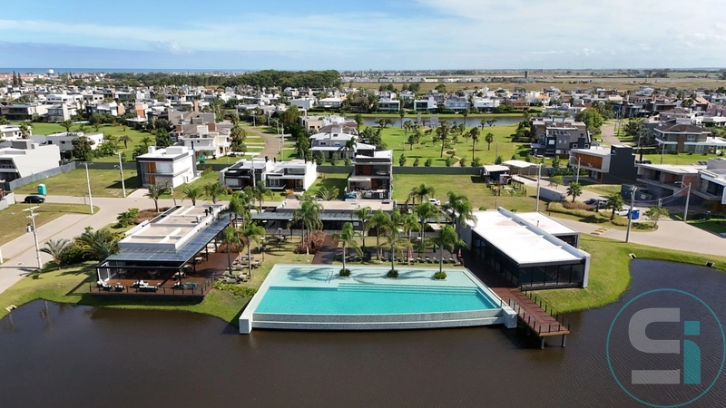 CASA SUNSET - XANGRI-LÁ - ALTO PADRÃO: 27ª foto da galeria de imagens do imóvel