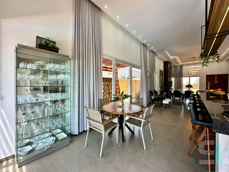 Casa térrea de luxo à venda em Xangri-Lá, no Condomínio Riviera!: 9ª foto da galeria de imagens do imóvel