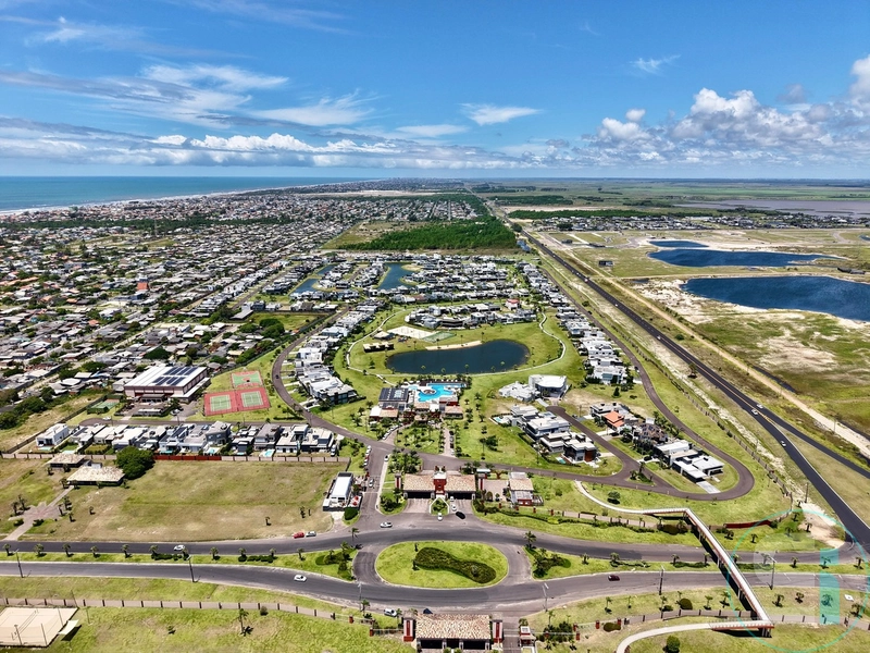 Casa térrea de luxo à venda em Xangri-Lá, no Condomínio Riviera!: 26ª foto da galeria de imagens do imóvel