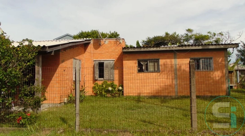 Casa de esquina com otima localização em Rainha do Mar: 3ª foto da galeria de imagens do imóvel