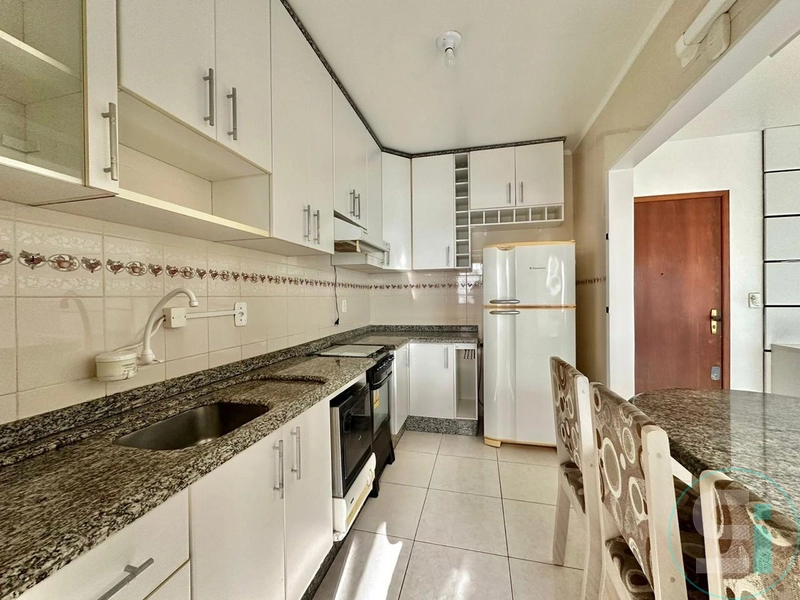 Apartamento de 1 dormitório a uma quadra do mar!: 5ª foto da galeria de imagens do imóvel