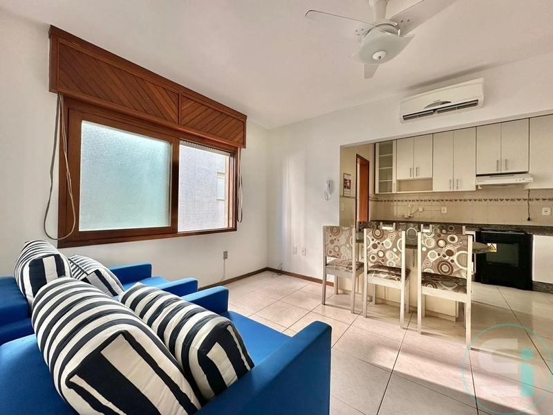 Apartamento de 1 dormitório a uma quadra do mar!: 1ª foto da galeria de imagens do imóvel