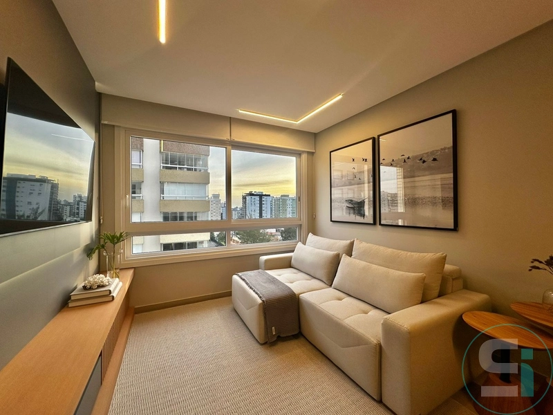 Apartamento de Frente para a Avenida - Zona Nova: 2ª foto da galeria de imagens do imóvel