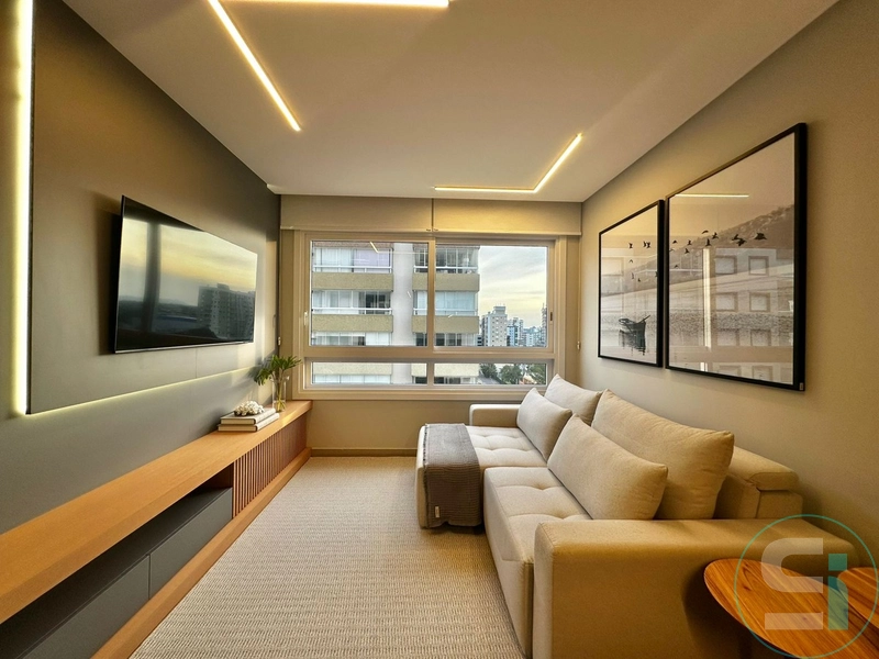 Apartamento de Frente para a Avenida - Zona Nova: 4ª foto da galeria de imagens do imóvel