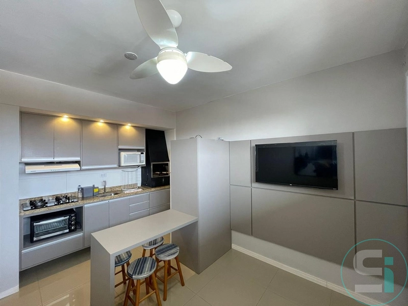 Apartamento de frente para praça central em Atlântida - Roubadinhas: 2ª foto da galeria de imagens do imóvel