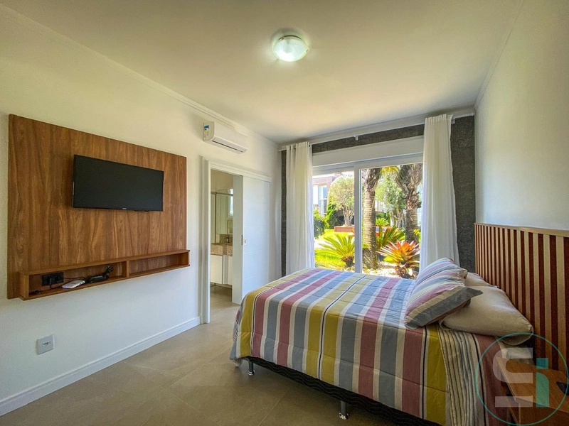 Magnífica Casa beira lago no Condomínio Enseada!: 8ª foto da galeria de imagens do imóvel