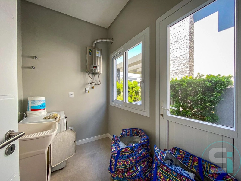 Magnífica Casa beira lago no Condomínio Enseada!: 16ª foto da galeria de imagens do imóvel