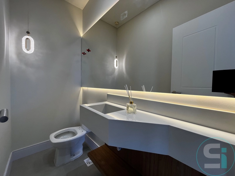 Casa da alto padrão a UMA quadra do mar em Xangri-lá.: 14ª foto da galeria de imagens do imóvel