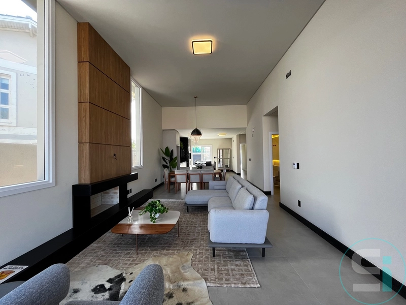 Casa da alto padrão a UMA quadra do mar em Xangri-lá.: 12ª foto da galeria de imagens do imóvel