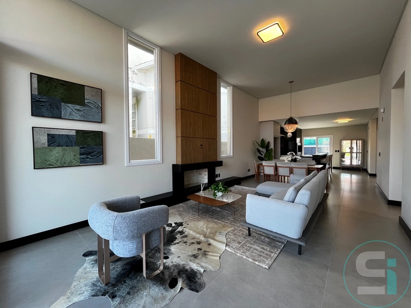 Casa da alto padrão a UMA quadra do mar em Xangri-lá.: 3ª foto da galeria de imagens do imóvel