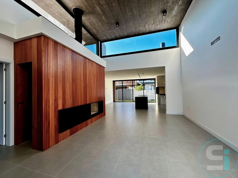 Casa a venda no Sunset: 9ª foto da galeria de imagens do imóvel