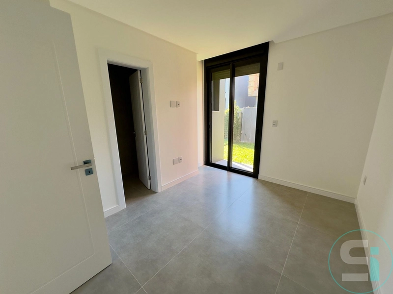 Casa a venda no Sunset: 17ª foto da galeria de imagens do imóvel