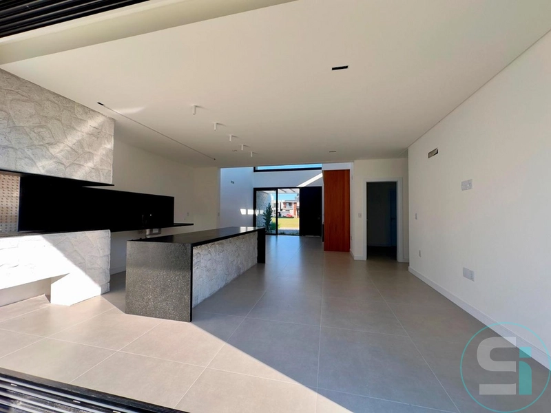 Casa a venda no Sunset: 13ª foto da galeria de imagens do imóvel