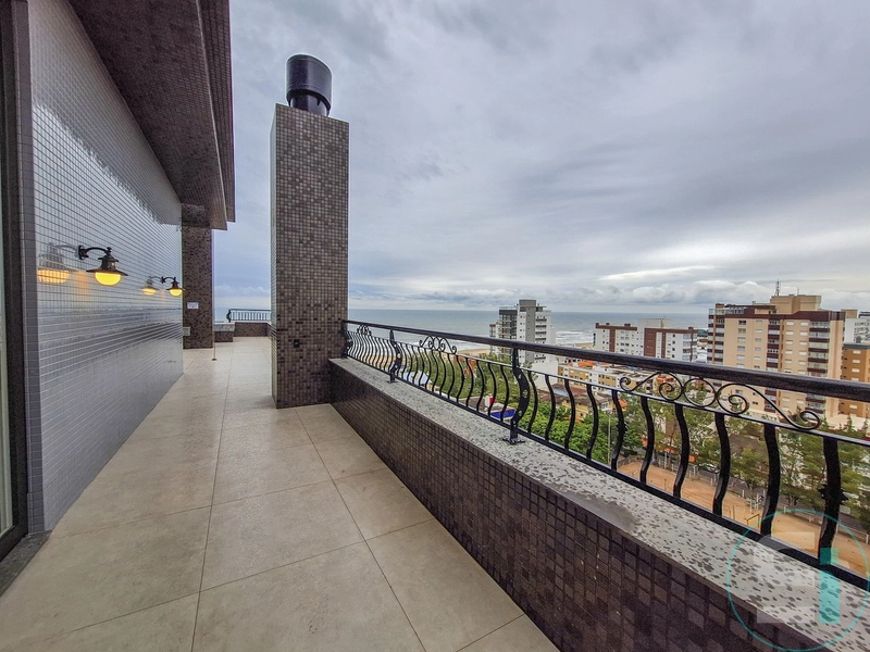 Apartamento de frente com terraço a duas quadras do mar!: 20ª foto da galeria de imagens do imóvel