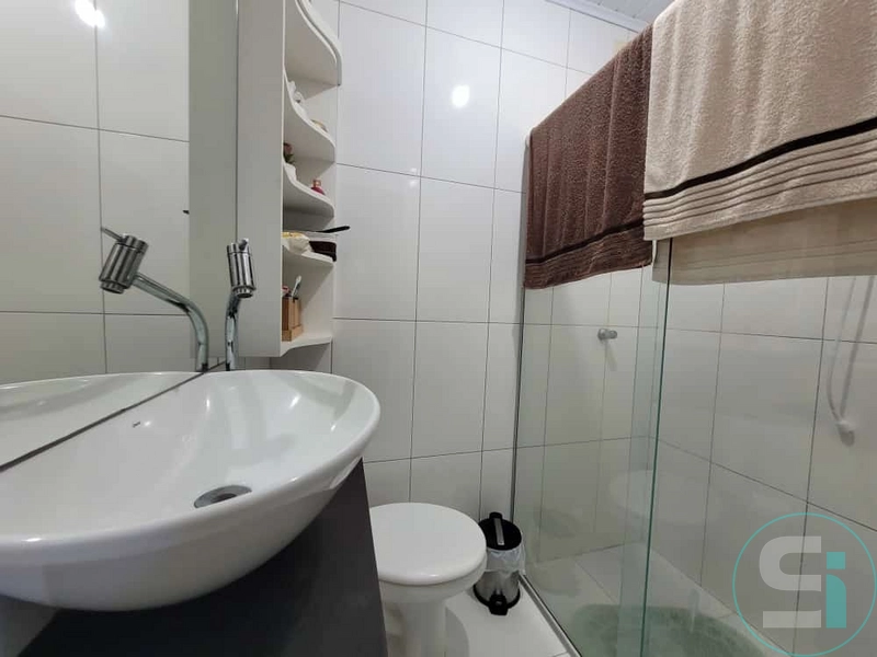 Maravilhosa Casa Térrea Mobiliada com 2 Terrenos: 10ª foto da galeria de imagens do imóvel