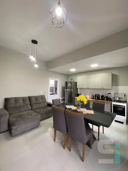 Casa geminada no bairro guarani: 4ª foto da galeria de imagens do imóvel