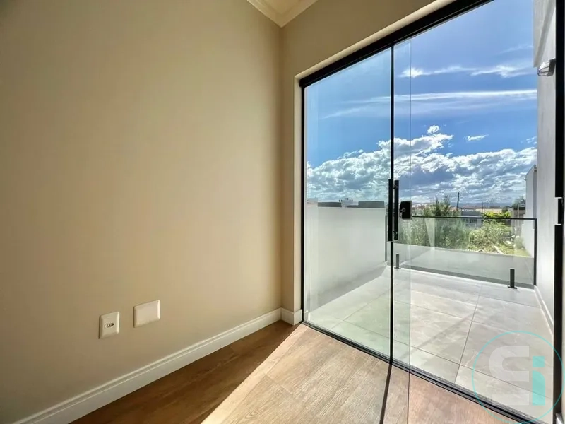 Sobrado 2 suítes em CAPÃO DA CANOA/Lado mar: 3ª foto da galeria de imagens do imóvel