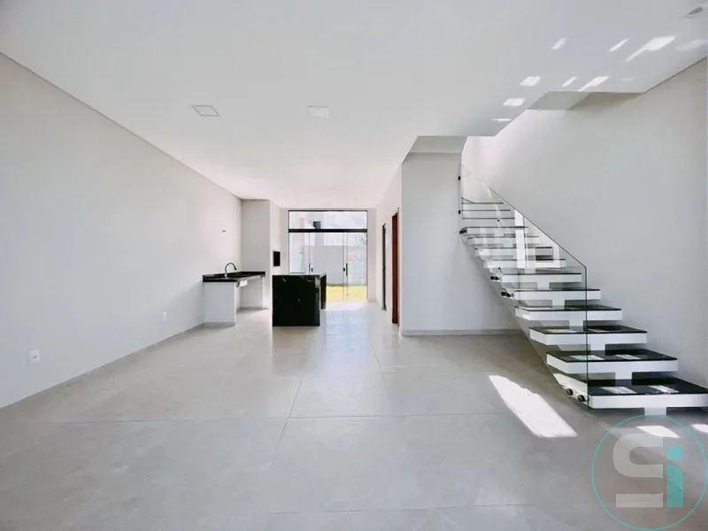 Sobrado 2 suítes em CAPÃO DA CANOA/Lado mar: 1ª foto da galeria de imagens do imóvel